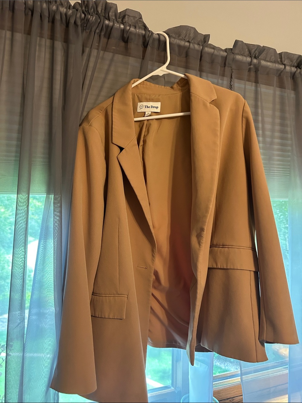 The Drop Women's Tan Single-Breasted Blazer